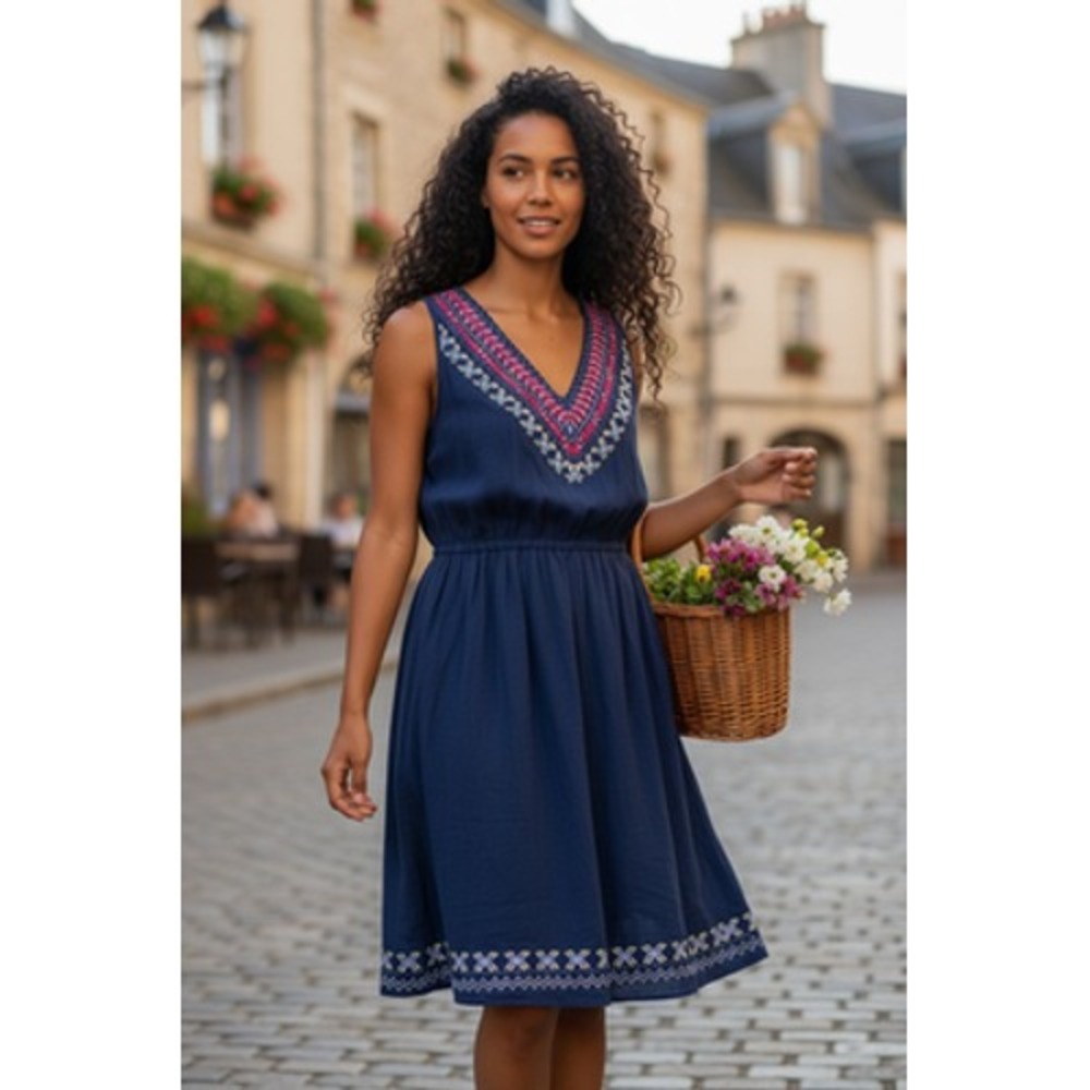 Skies Are Blue Dress Womens Medium Petite Navy Embroidered Boho V Neck Lined